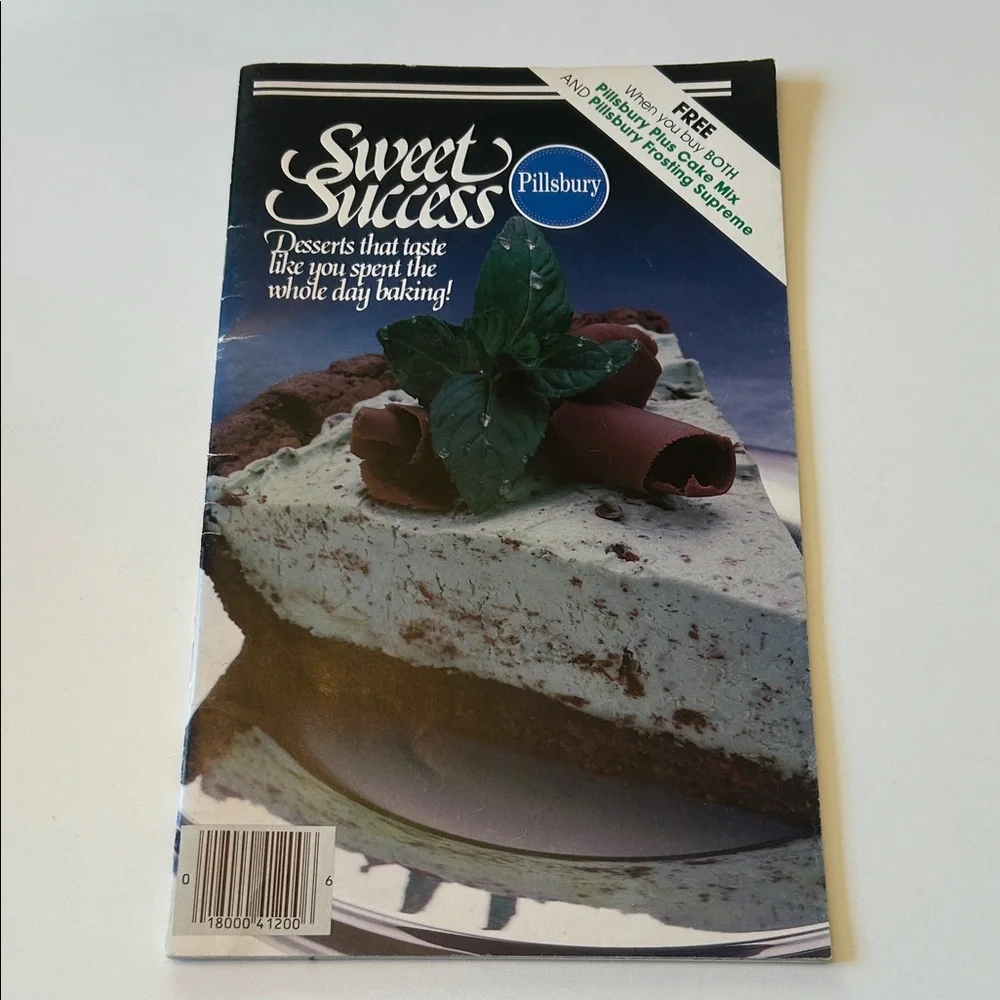 Vintage Pillsbury Sweet Success Cookbook dessert cooking booklet 1980